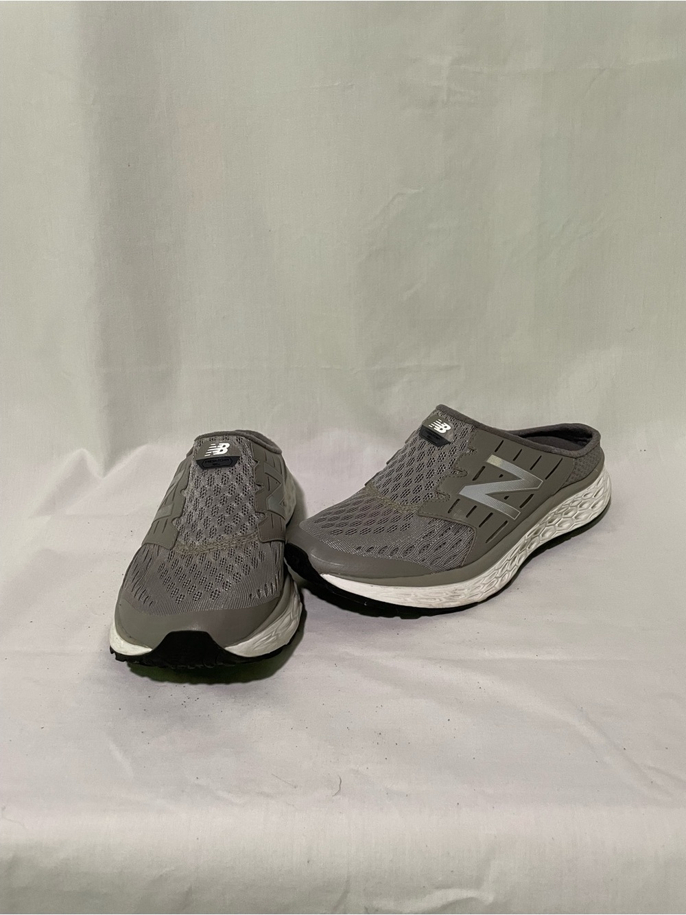 New Balance Women's 900 Fresh Foam Slip-On Mule Sneakers WA900GY Size 10 EU 41.5